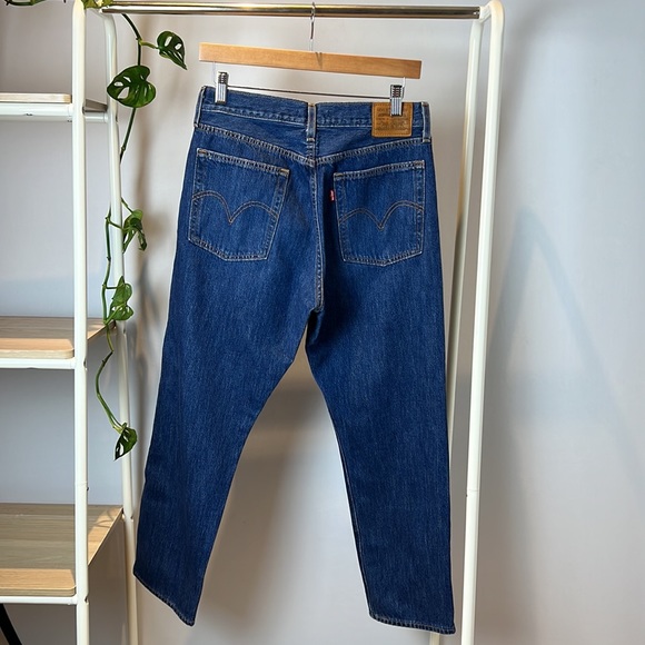 Levi’s Jean - Picture 2 of 14